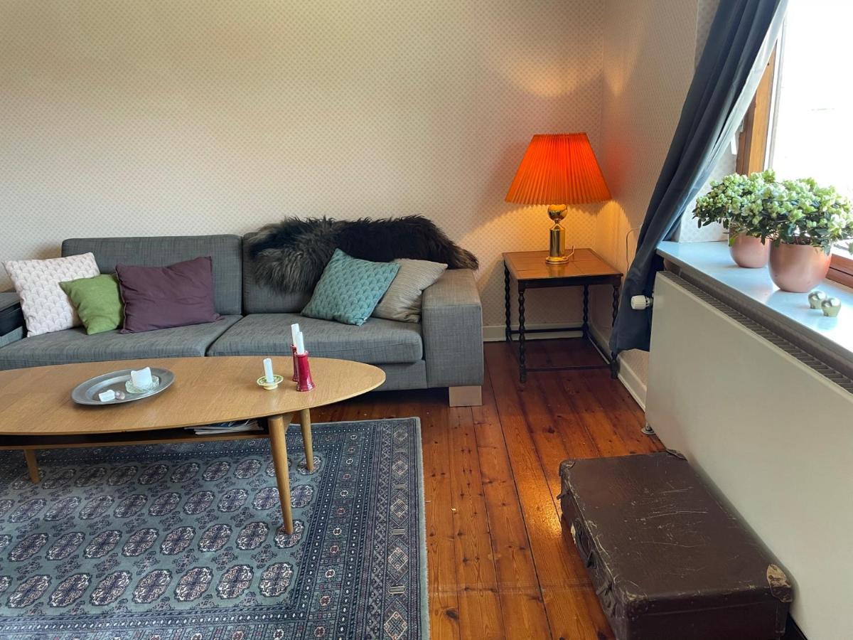 Apartmán Retro Bolig - Fyldt Med Hygge! Ingen Luksus Kolind Exteriér fotografie