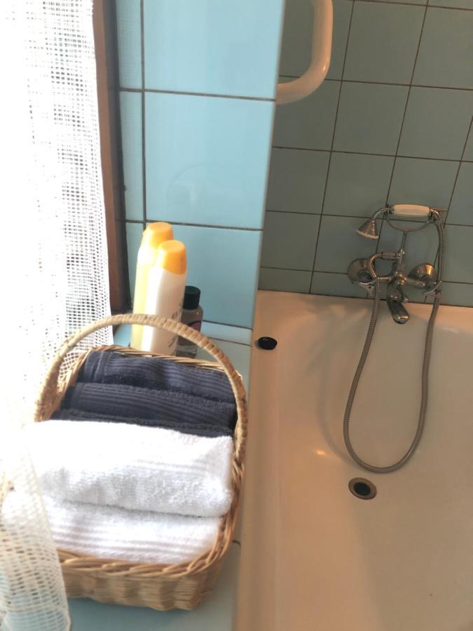 Apartmán Retro Bolig - Fyldt Med Hygge! Ingen Luksus Kolind Exteriér fotografie