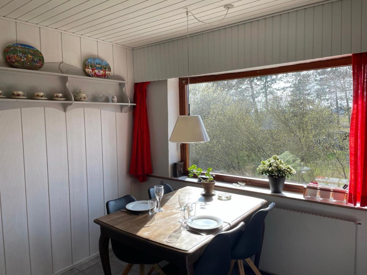 Apartmán Retro Bolig - Fyldt Med Hygge! Ingen Luksus Kolind Exteriér fotografie