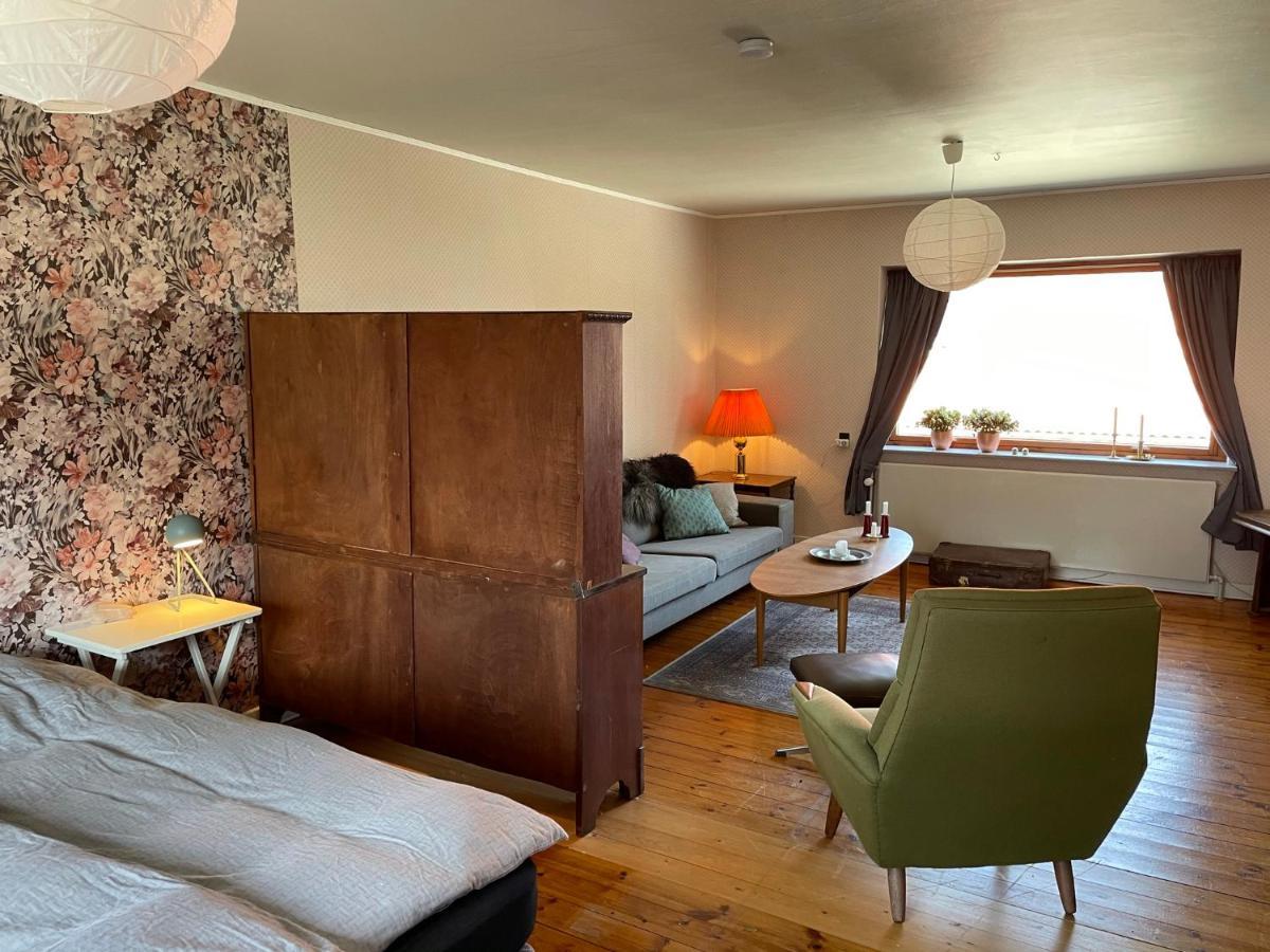 Apartmán Retro Bolig - Fyldt Med Hygge! Ingen Luksus Kolind Exteriér fotografie