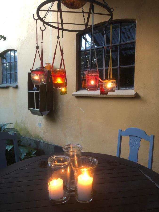 Apartmán Retro Bolig - Fyldt Med Hygge! Ingen Luksus Kolind Exteriér fotografie